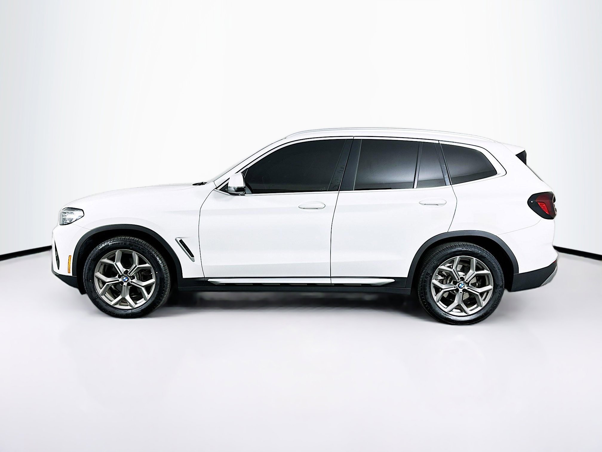 Used 2022 BMW X3 xDrive30i image 4