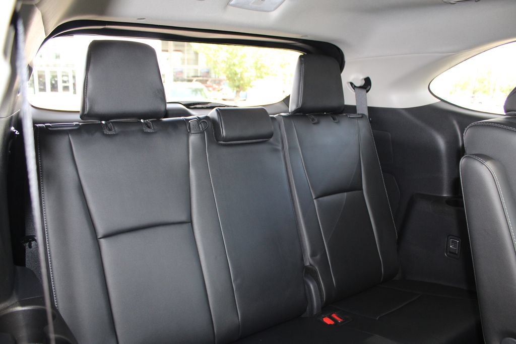 Certified 2026 Toyota Highlander Platinum AWD/4WD image 64
