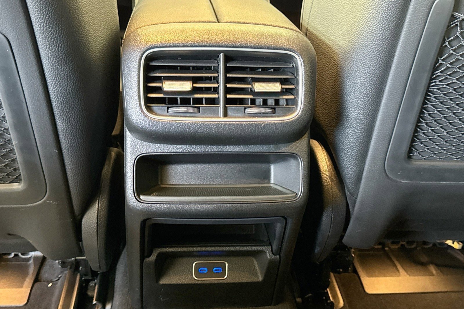 Used 2024 Mercedes-Benz GLE 450e 4MATIC image 24