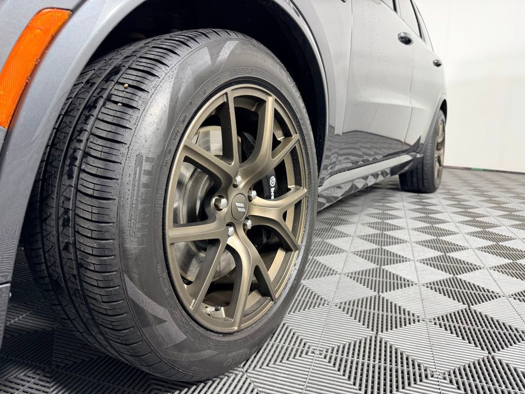 Used 2025 Dodge Durango R/T image 12