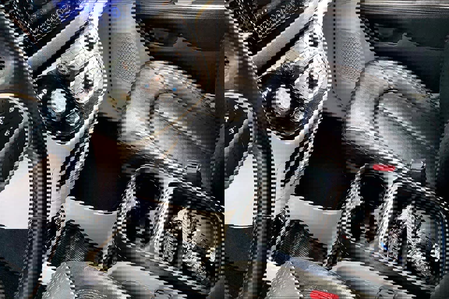 Used 2017 Chrysler Pacifica Touring-L image 15