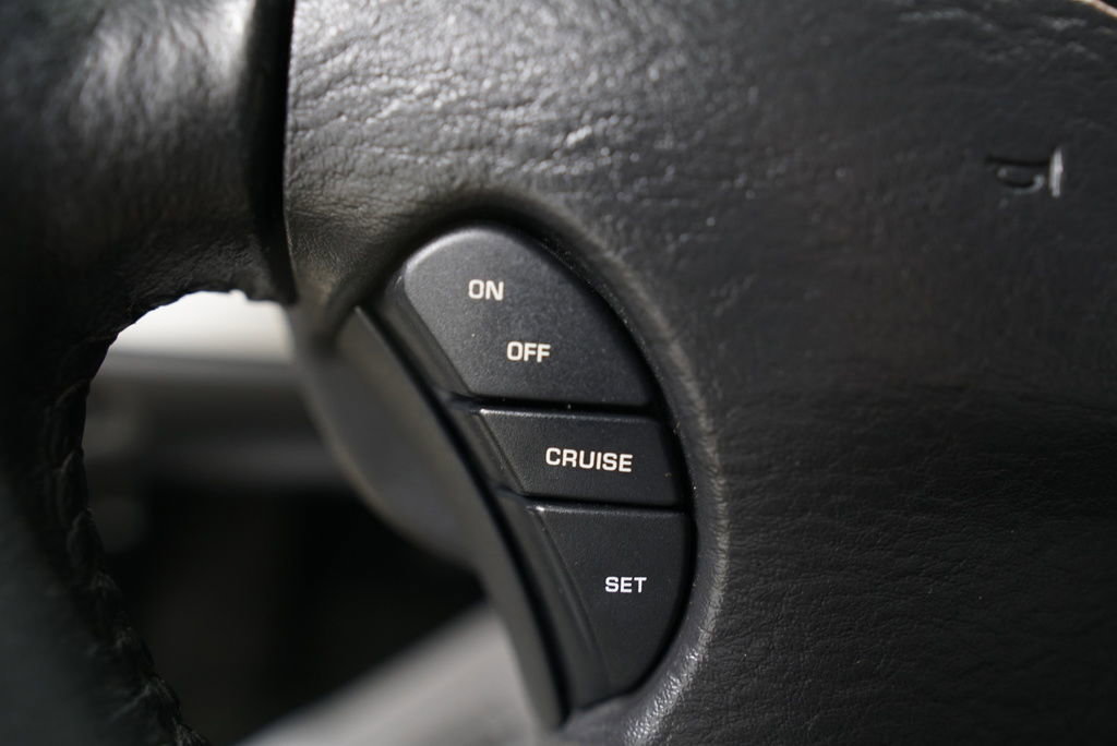 Used 2005 Chrysler Sebring Touring image 23