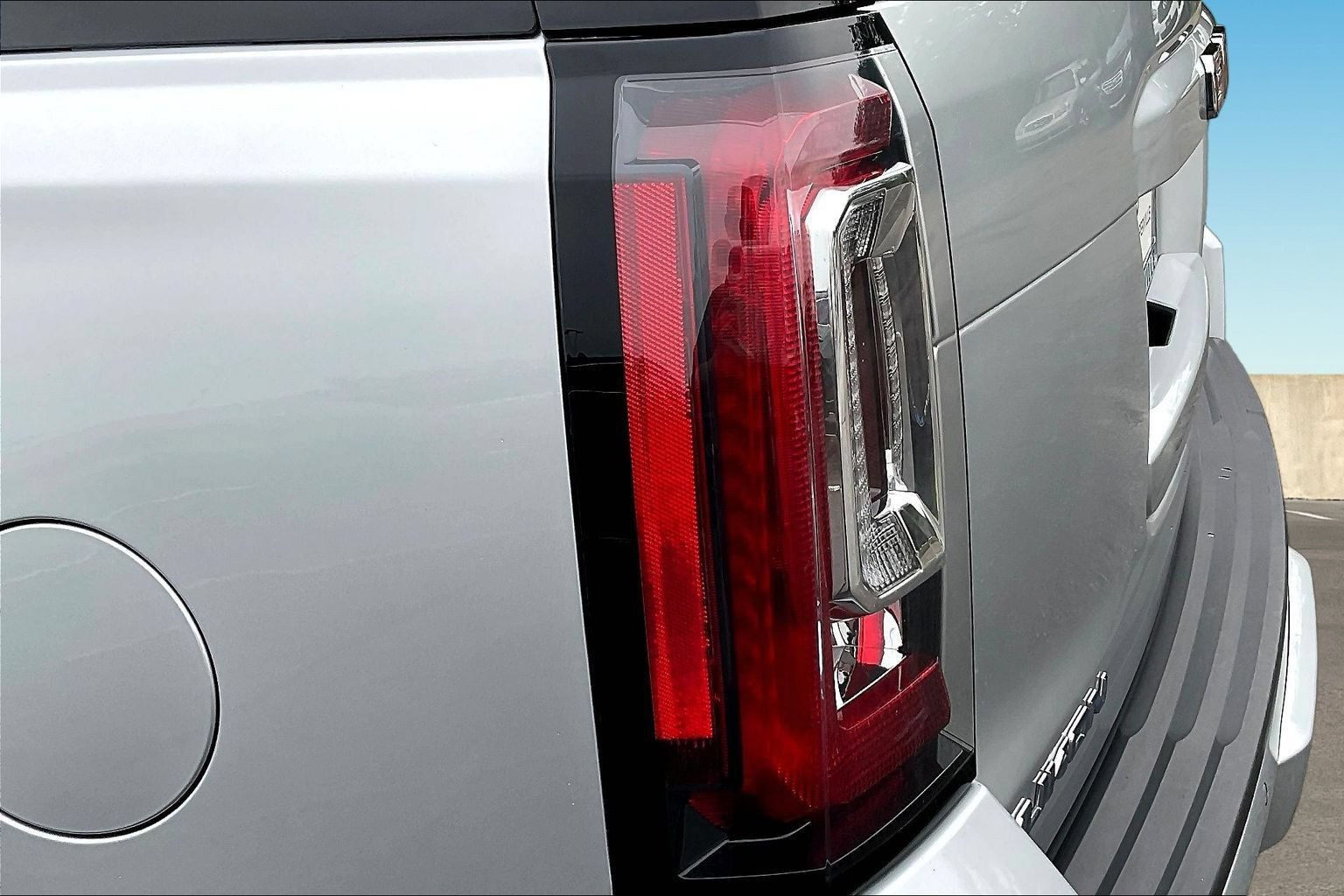 Used 2017 GMC Yukon SLT w/ Open Road Package AWD/4WD image 22