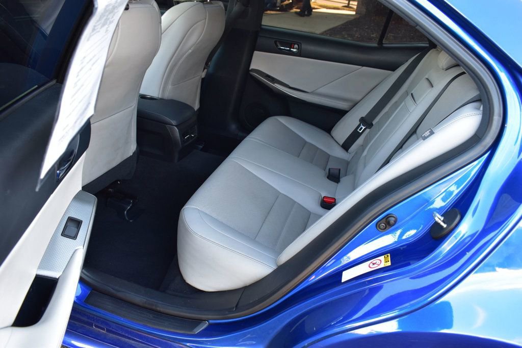 Used 2016 Lexus IS 200t 4dr Sedan w/ F Sport Package image 21