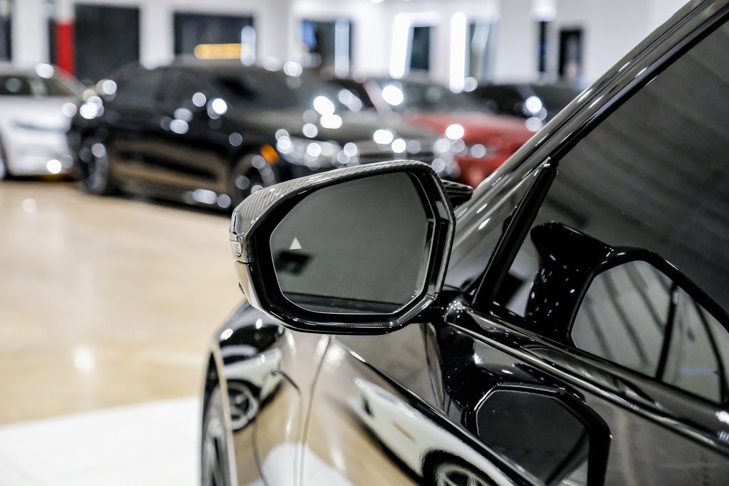 Used 2025 BMW M5 w/ Carbon Package image 43