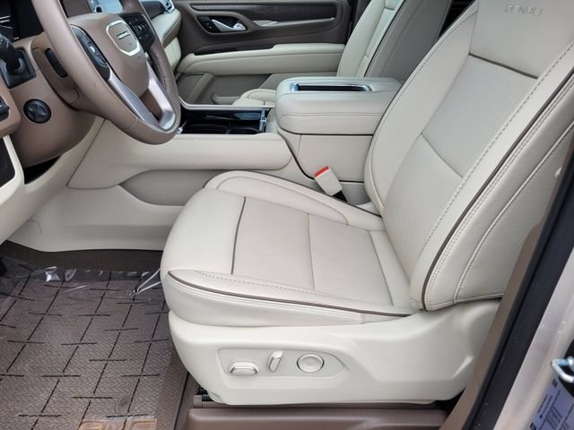 Used 2022 GMC Yukon Denali RWD image 22