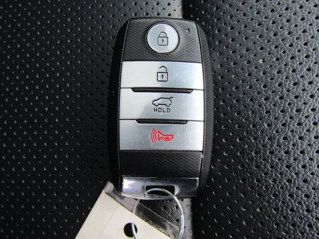 Used 2020 Kia Sportage SX image 34