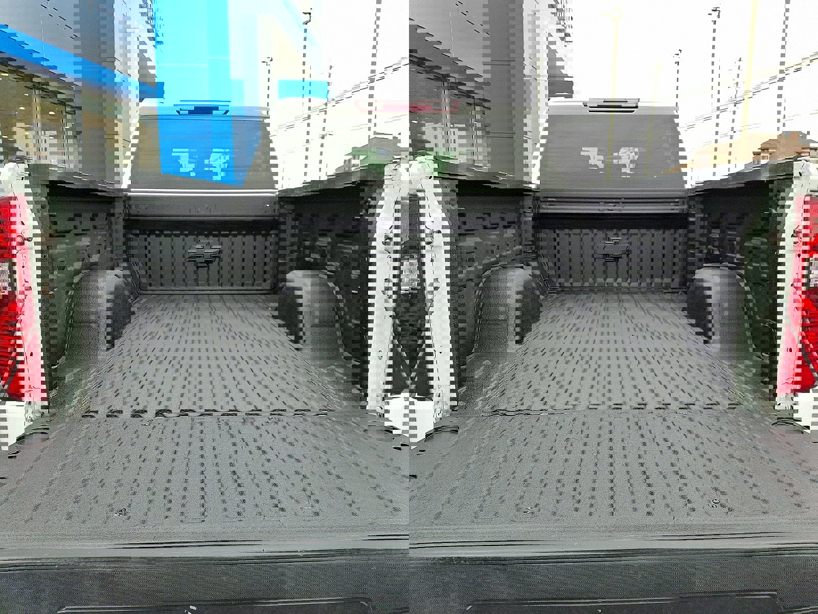 Used 2022 Chevrolet Silverado 1500 Custom image 26