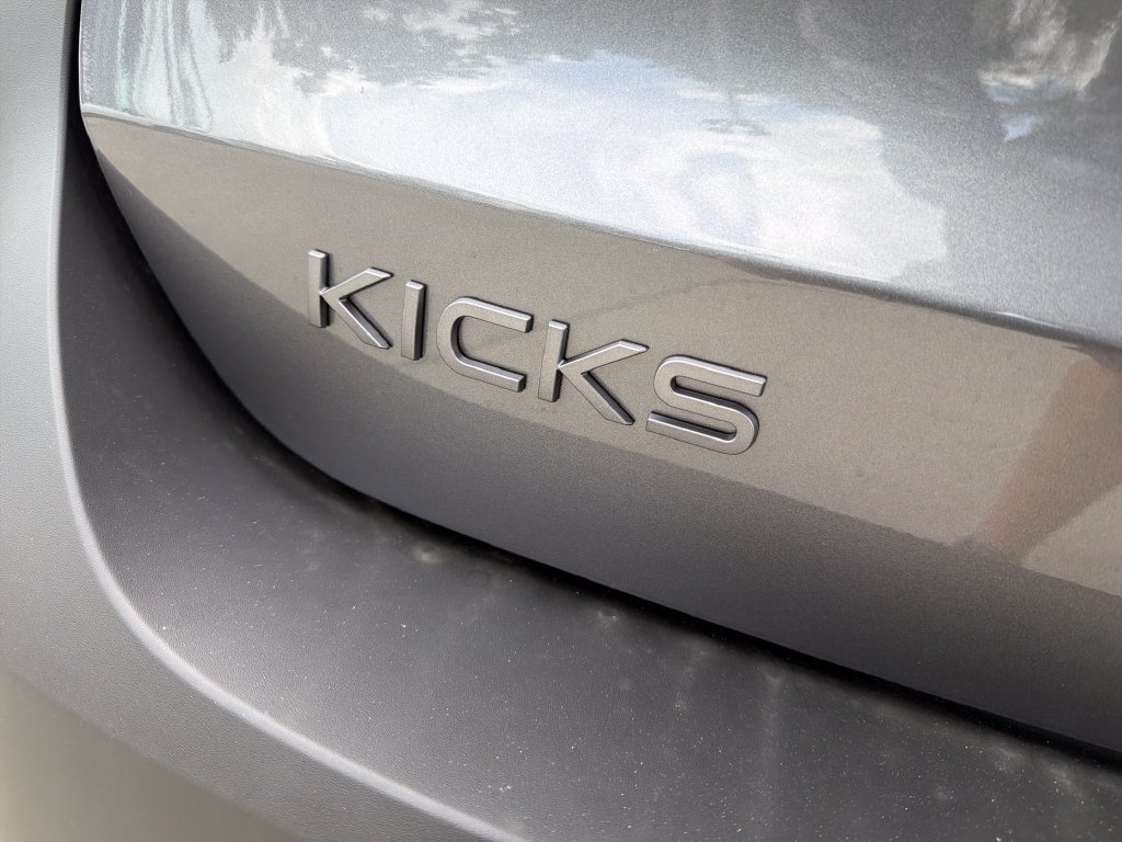 New 2026 Nissan Kicks SR FWD image 10