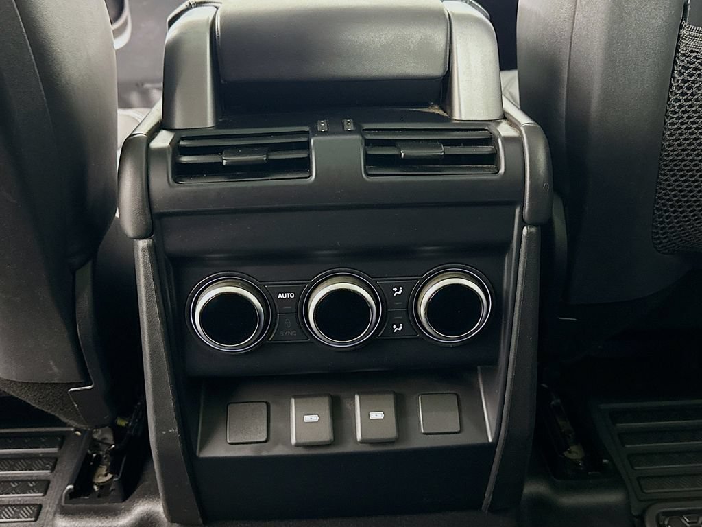 Certified 2023 Land Rover Defender 110 SE AWD/4WD image 26