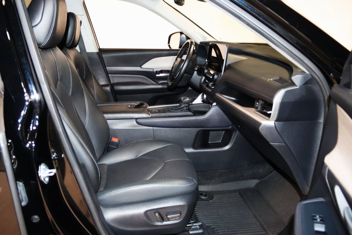 Used 2024 Toyota Grand Highlander FWD image 51