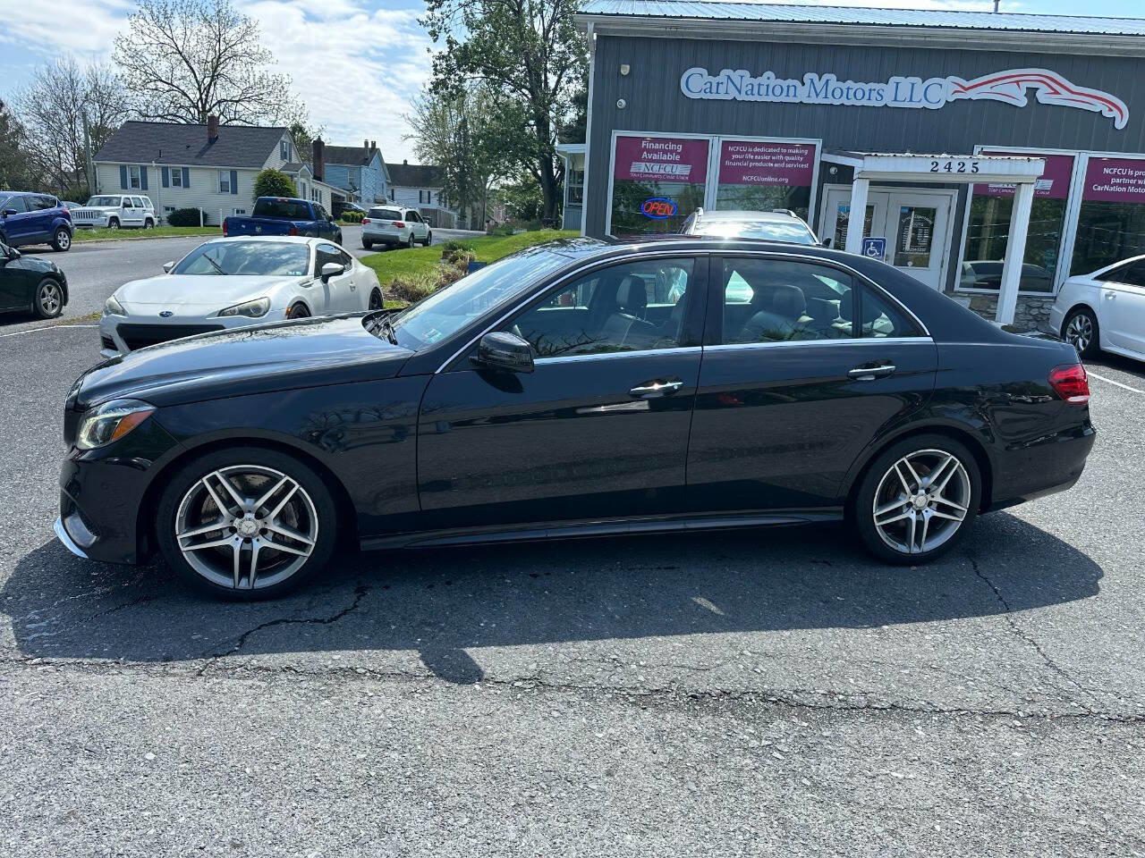 Used 2014 Mercedes-Benz E 550 4MATIC Sedan image 7