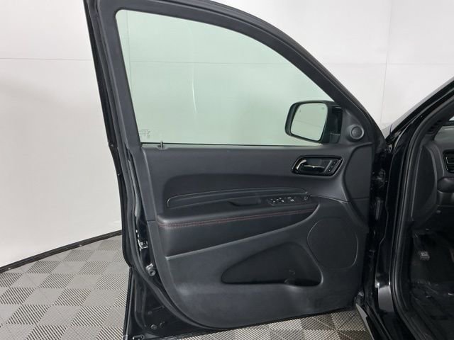 Used 2025 Dodge Durango GT image 12