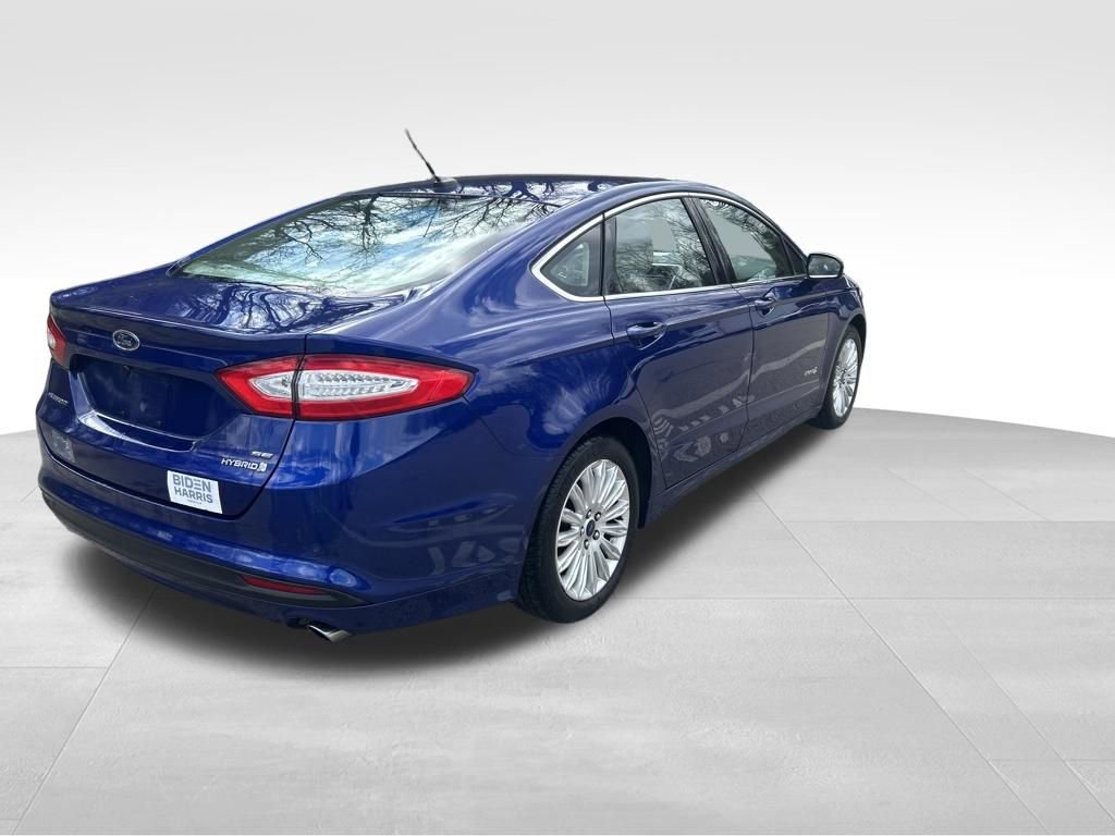 Used 2016 Ford Fusion SE w/ Equipment Group 502A image 5