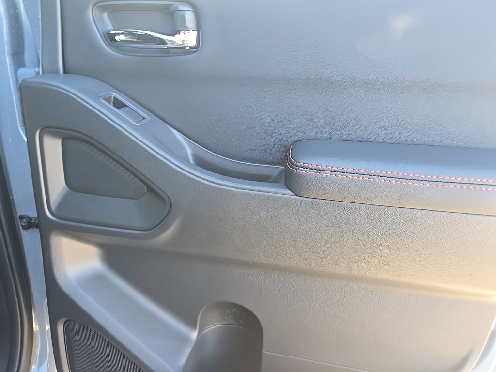 New 2025 Nissan Frontier PRO-4X image 34