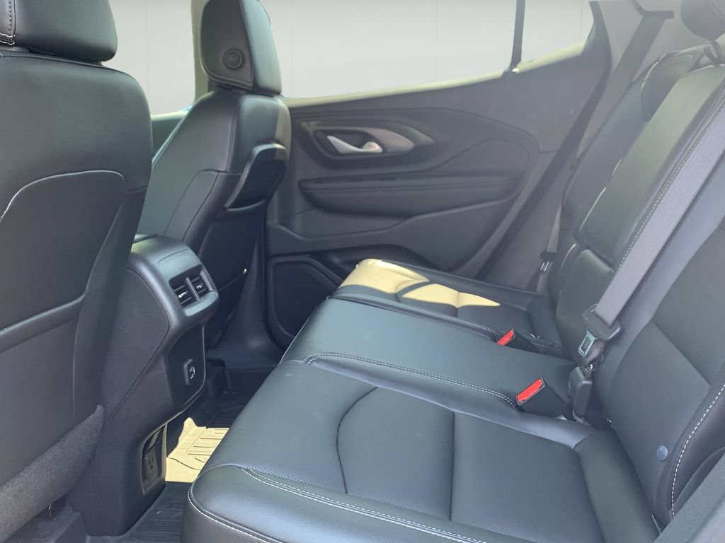 Used 2022 GMC Terrain SLT FWD image 16