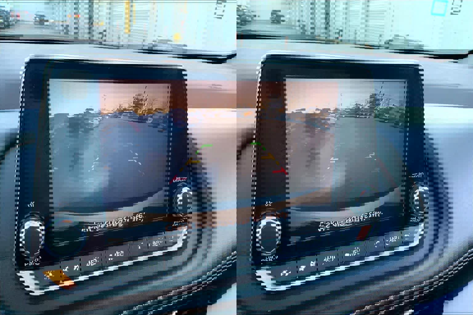 Used 2023 Nissan Rogue SV image 26