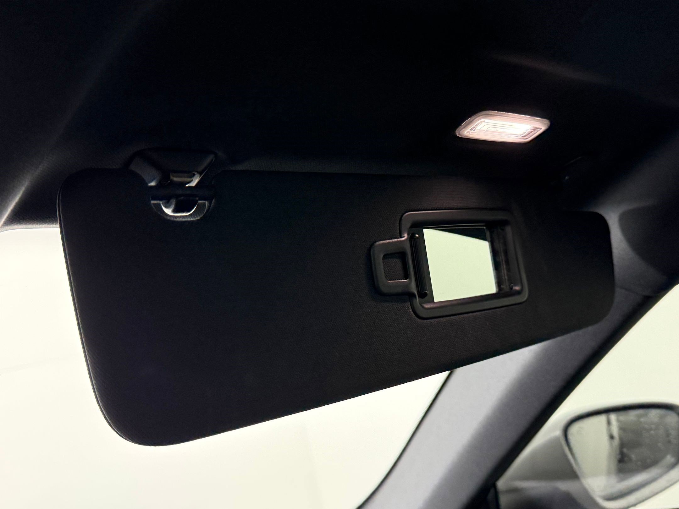 Used 2022 Porsche Taycan image 28