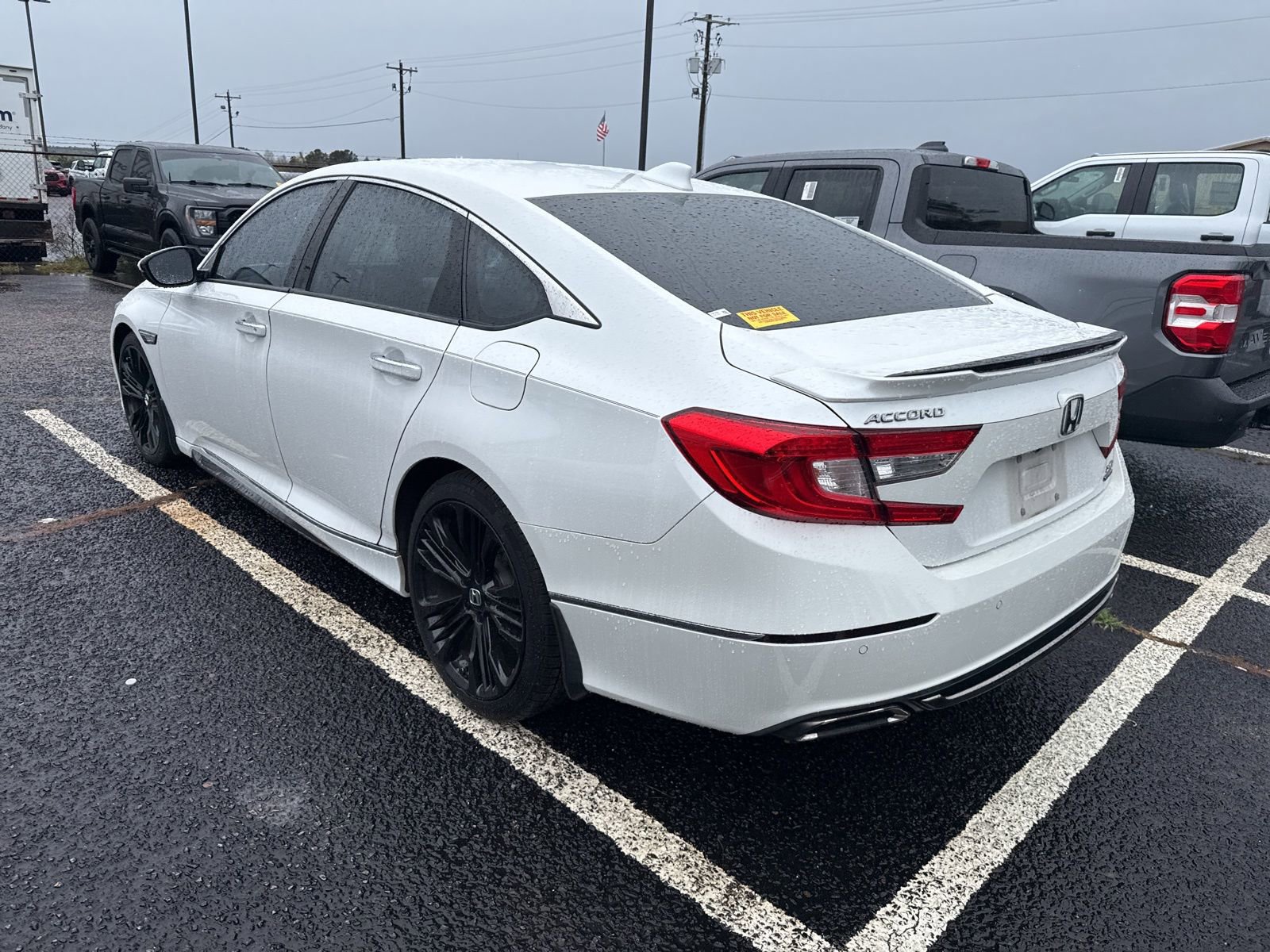 Used 2018 Honda Accord Touring image 5