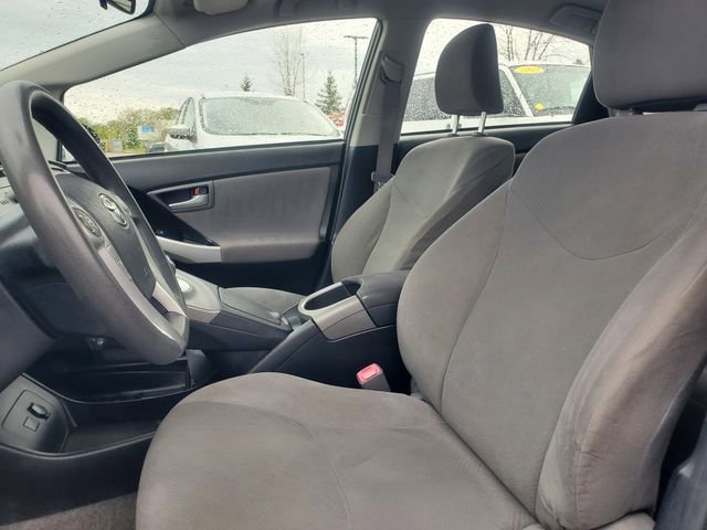 Used 2013 Toyota Prius Two FWD image 5