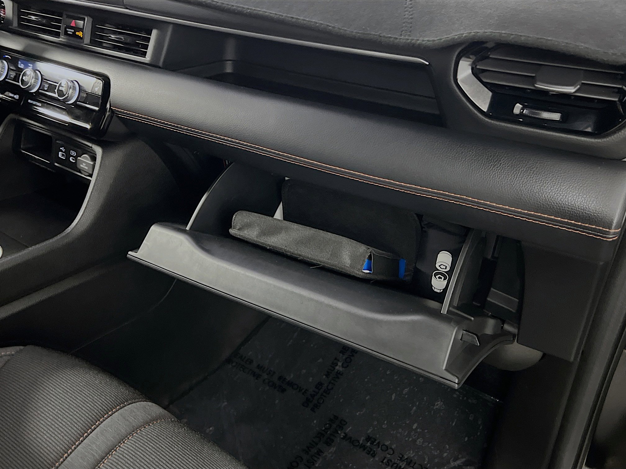 Used 2023 Honda Pilot Sport image 35