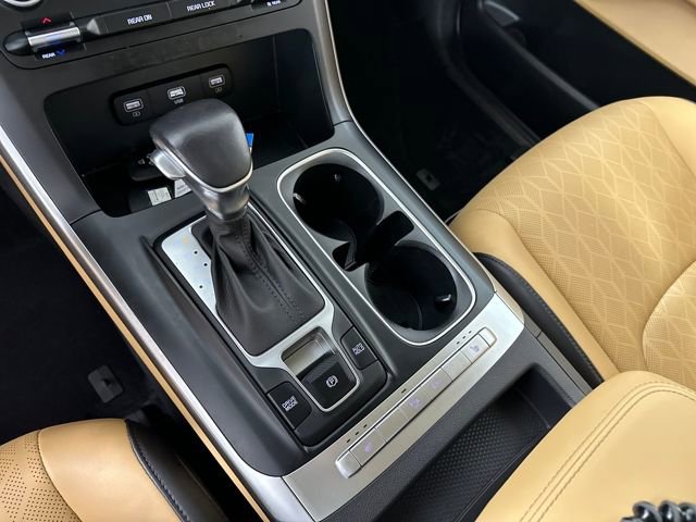 Used 2023 Kia Carnival LX image 20