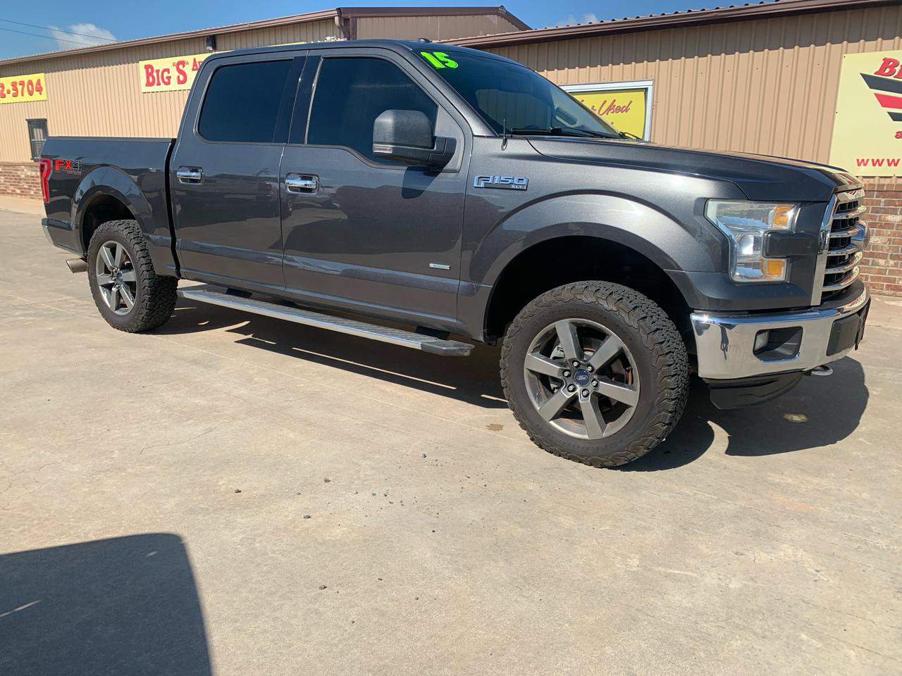 Used 2015 Ford F150 XLT w/ Equipment Group 301A Mid