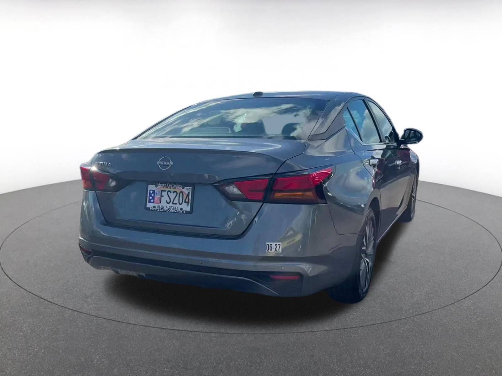 Used 2025 Nissan Altima 2.5 SV FWD image 13