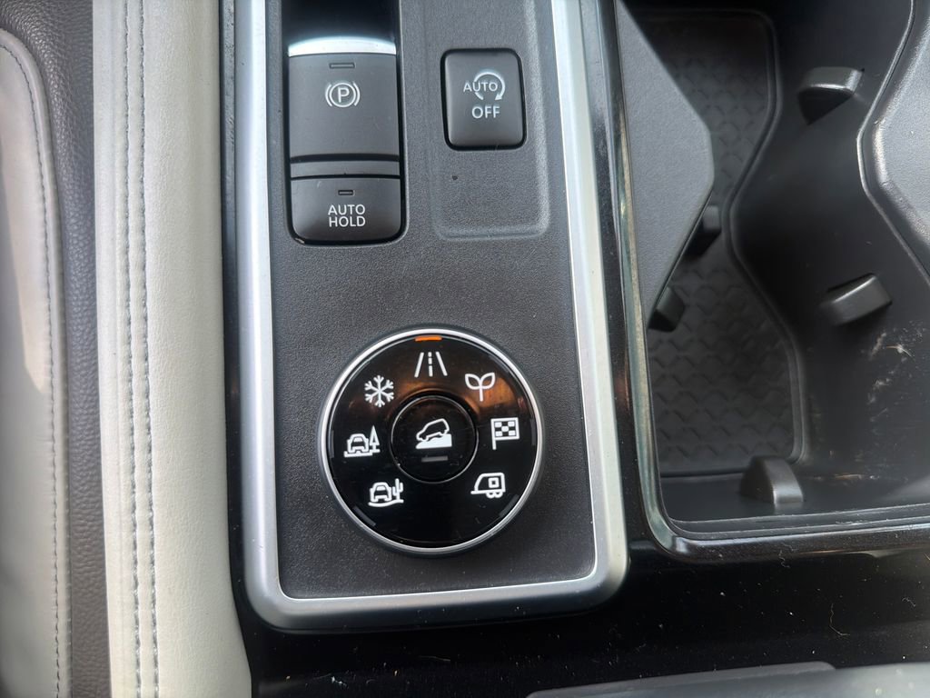 Used 2022 Nissan Pathfinder Platinum w/ Cargo Package image 44