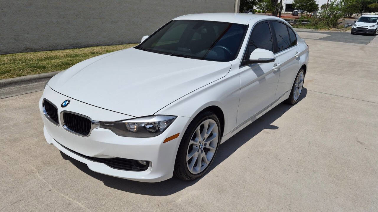 Used 2015 BMW 320i Sedan RWD image 3