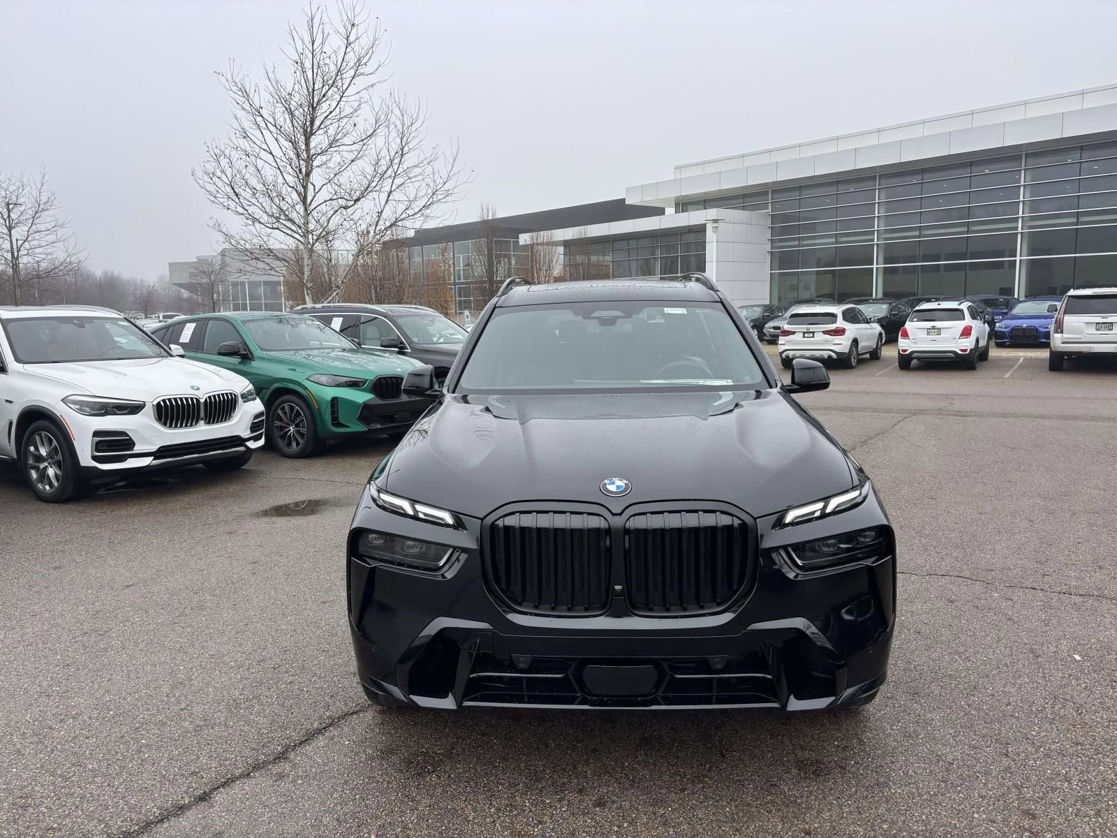 New 2026 BMW X7 xDrive40i image 2