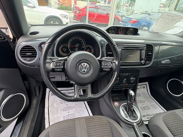 Used 2013 Volkswagen Beetle Turbo image 16