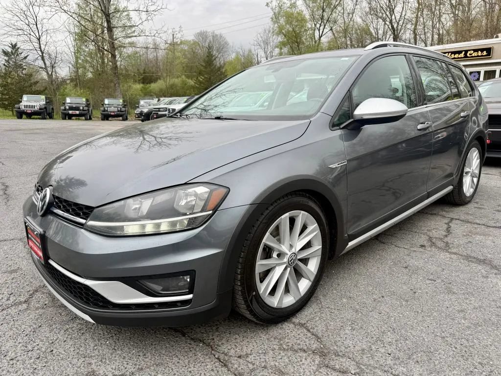 Used 2018 Volkswagen Golf Alltrack S AWD/4WD image 4