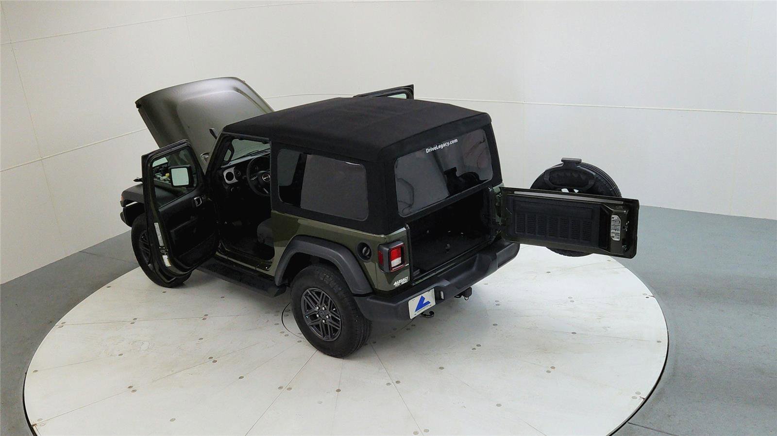 Used 2024 Jeep Wrangler Sport S image 20