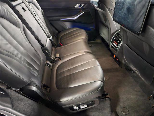 Used 2021 BMW X7 xDrive40i w/ Parking Assistance Package image 20