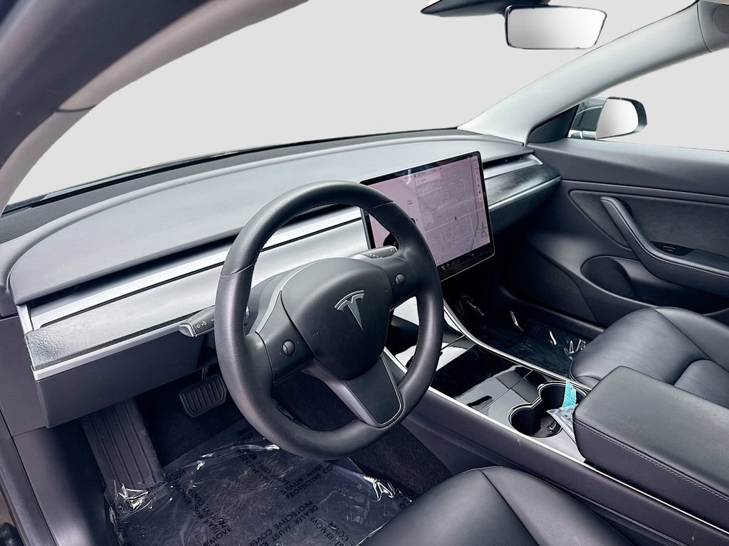 Used 2019 Tesla Model 3 Standard Range RWD image 9