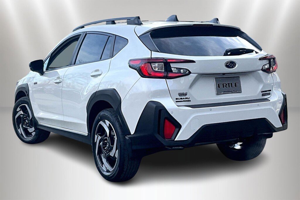 New 2026 Subaru Crosstrek 2.5i Limited w/ Crosstrek Mirror Package AWD/4WD image 3