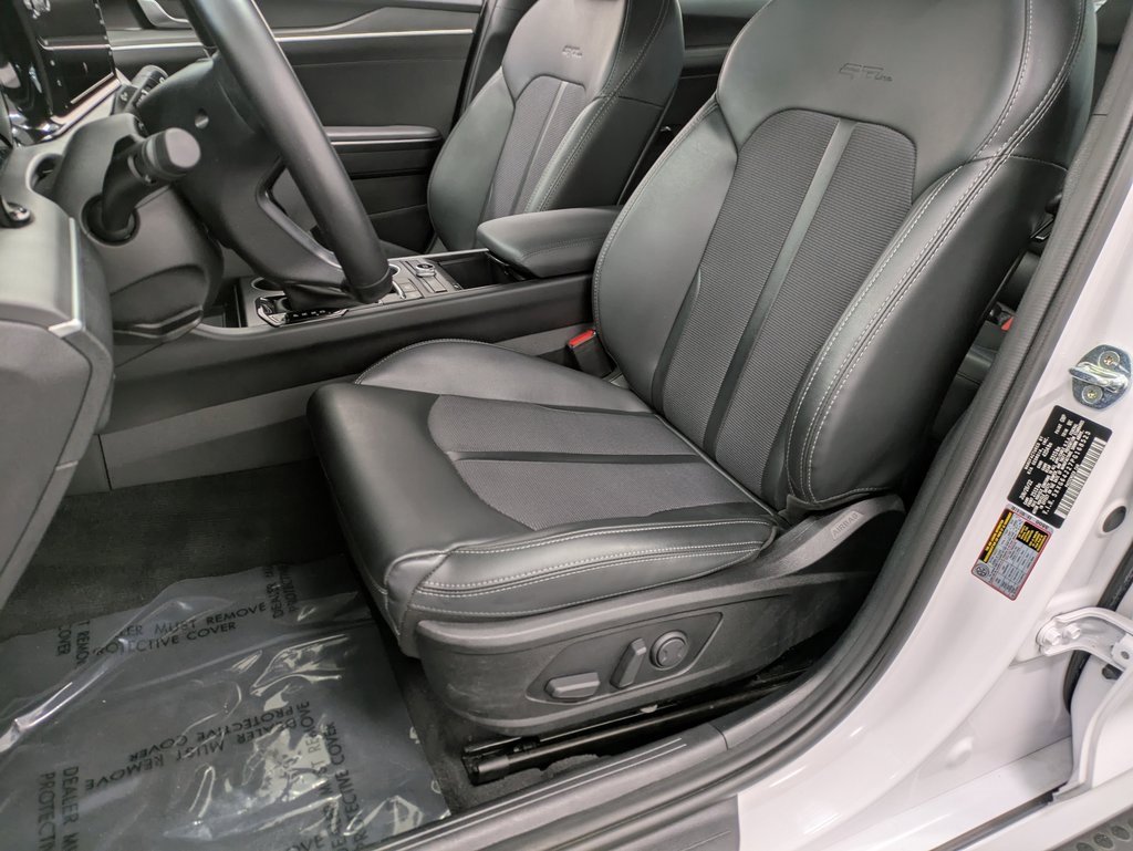 Used 2023 Kia K5 GT-Line image 10