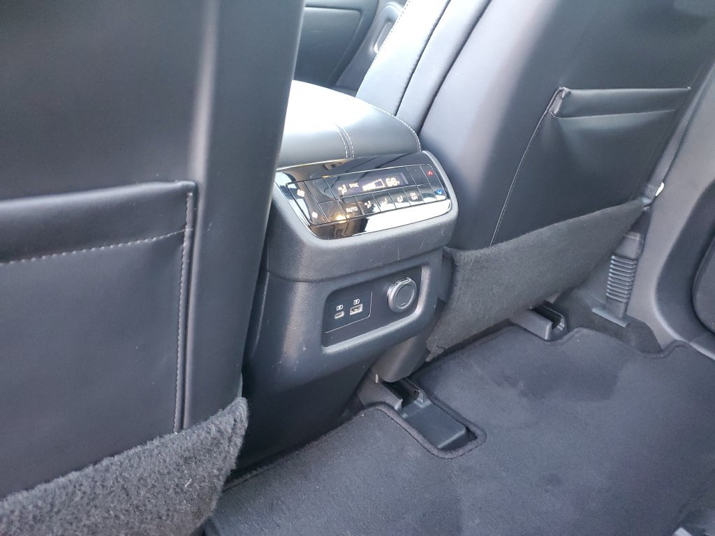 Used 2024 INFINITI QX60 Luxe w/ Vision Package FWD image 15