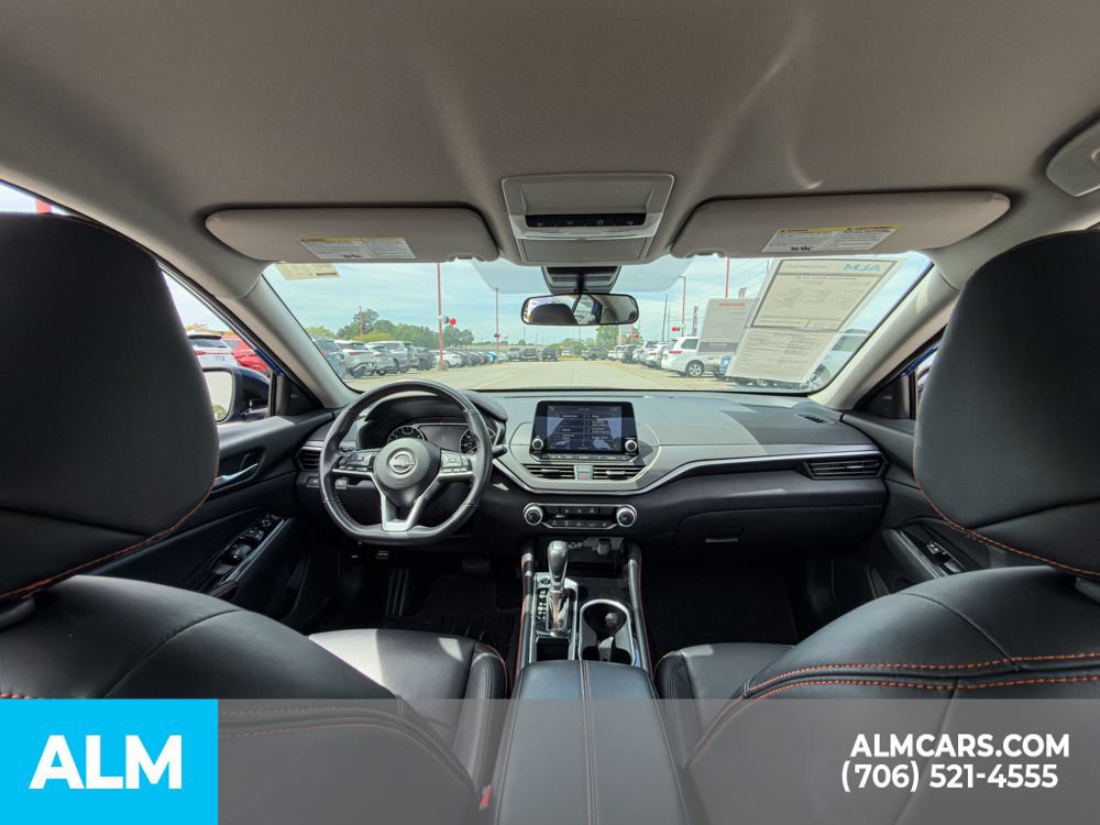 Used 2025 Nissan Altima 2.5 SR FWD image 17