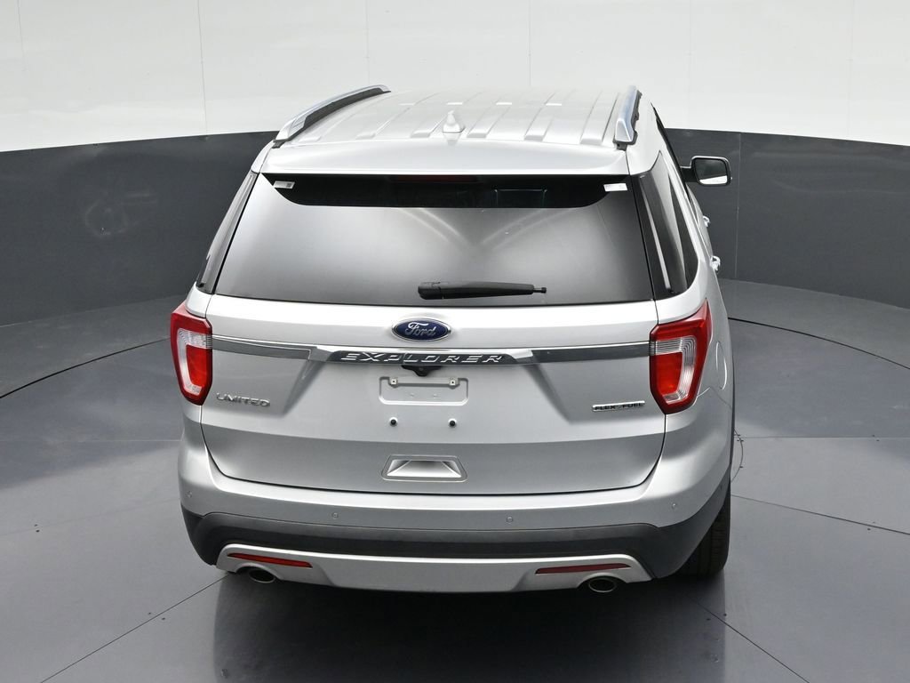 Used 2016 Ford Explorer Limited w/ Equipment Group 301A image 24