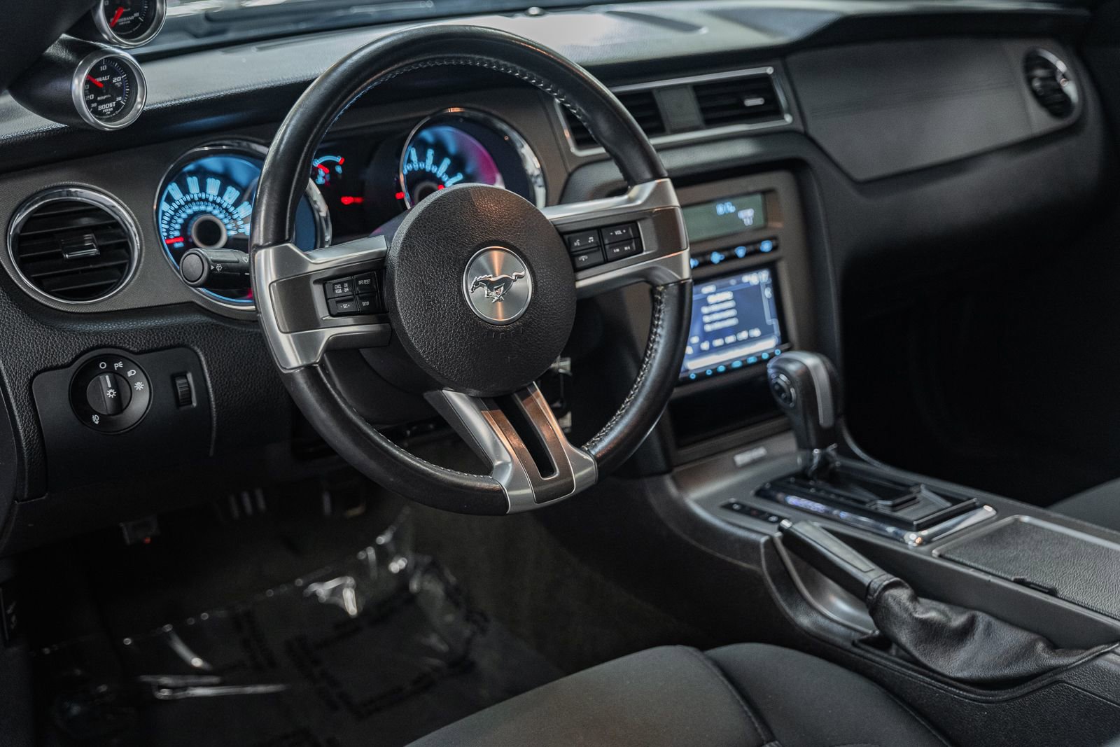 Used 2013 Ford Mustang GT RWD image 27