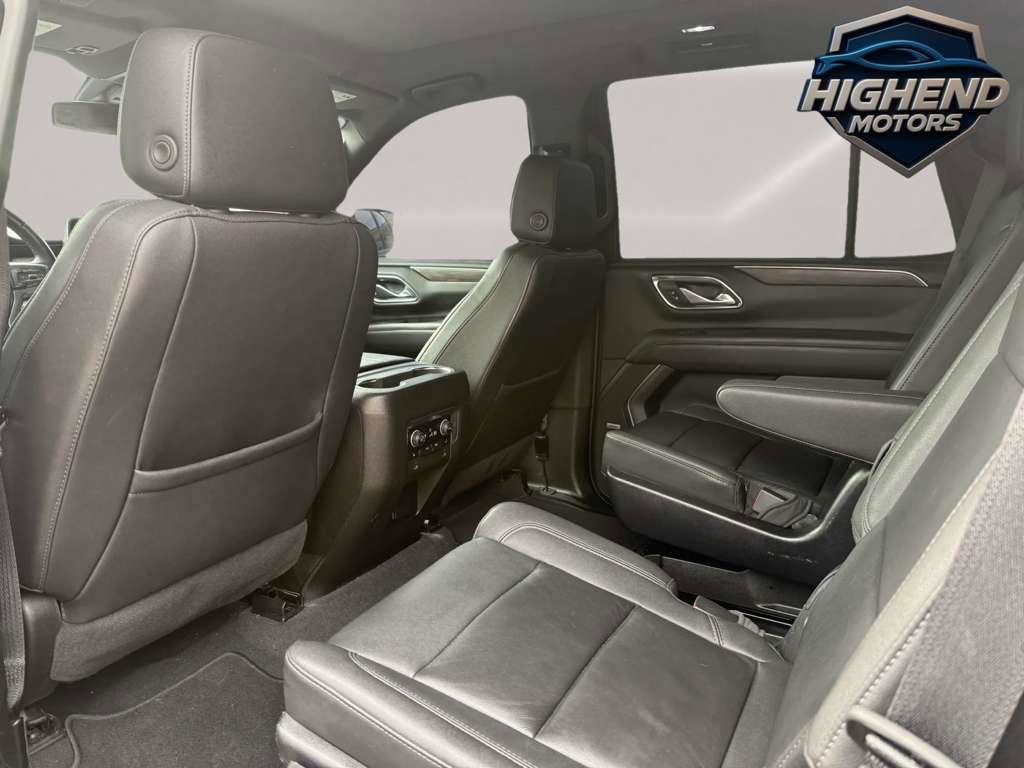 Used 2022 Chevrolet Tahoe LT w/ Luxury Package AWD/4WD image 16