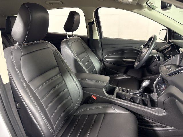 Used 2019 Ford Escape SEL AWD/4WD image 14