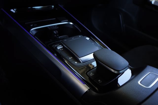Certified 2022 Mercedes-Benz GLB 35 AMG 4MATIC image 21