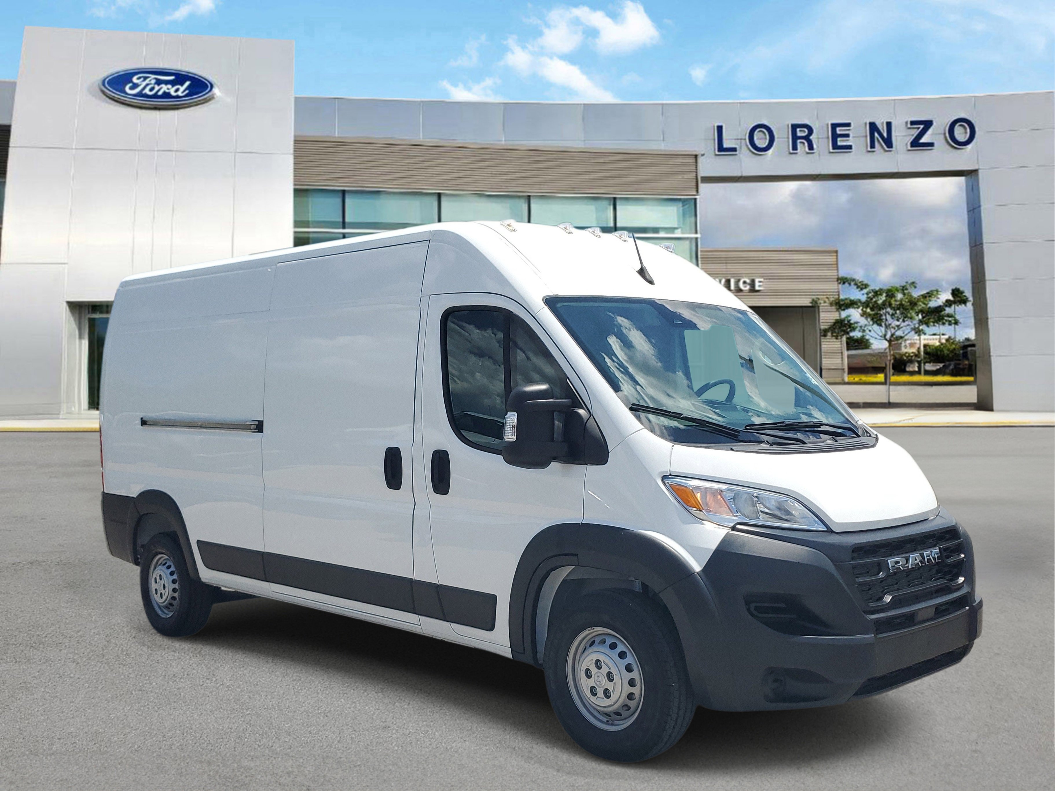 Used 2025 RAM ProMaster 2500 FWD image 3