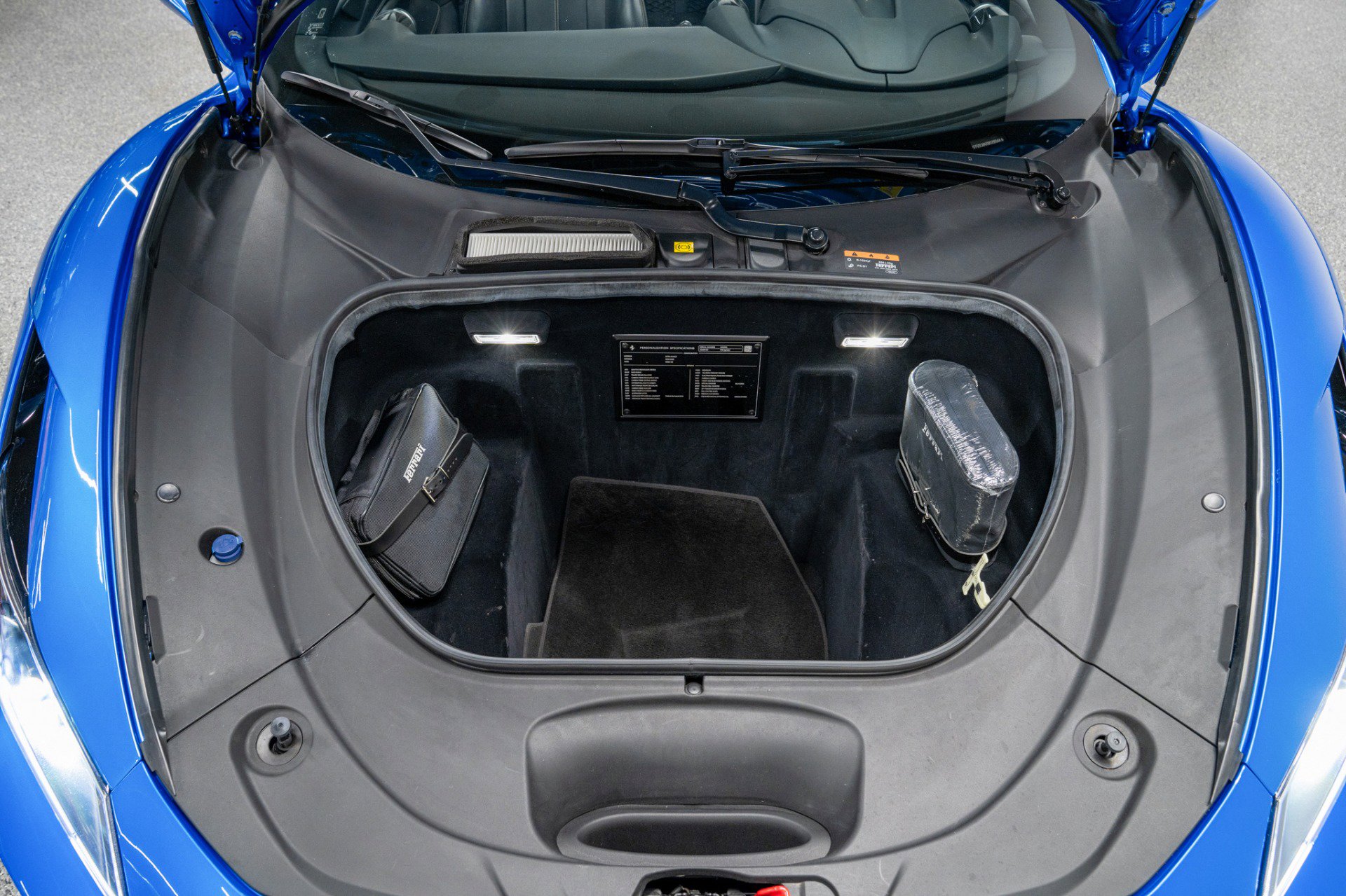 Used 2021 Ferrari F8 Tributo image 17