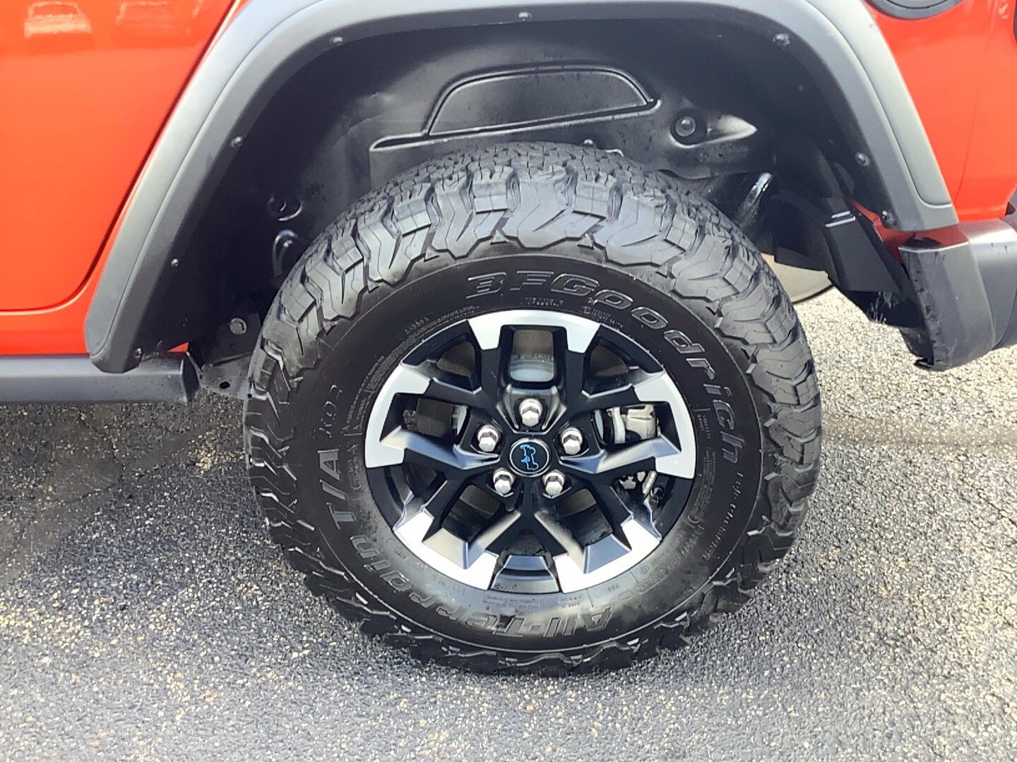 Certified 2025 Jeep Wrangler Unlimited Rubicon 4xe w/ Safety Group AWD/4WD image 7
