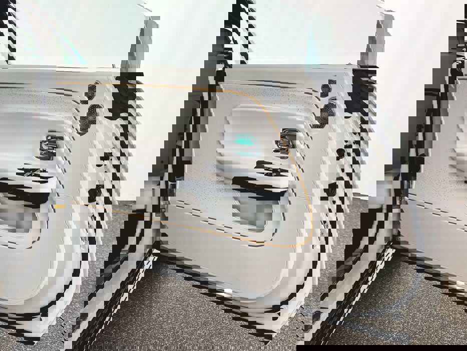 New 2025 Rolls-Royce Spectre Black Badge w/ Leather Finishing Pack image 27