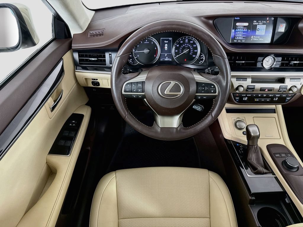 Used 2017 Lexus ES 350 w/ Accessory Package 2 FWD image 10